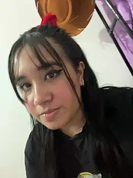 melyescobar online show from January 15, 12:04 pm