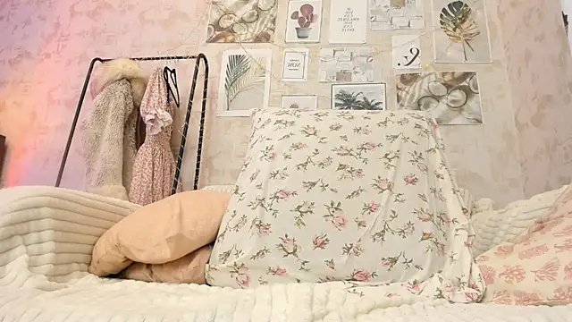 Luafy Toddy online show from October 14, 3:40 am