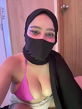 amaal  online show from November 15, 4:47 pm