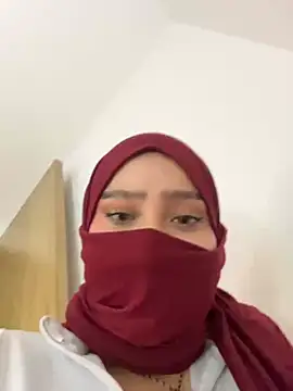 amaal  online show from April 4, 11:24 pm