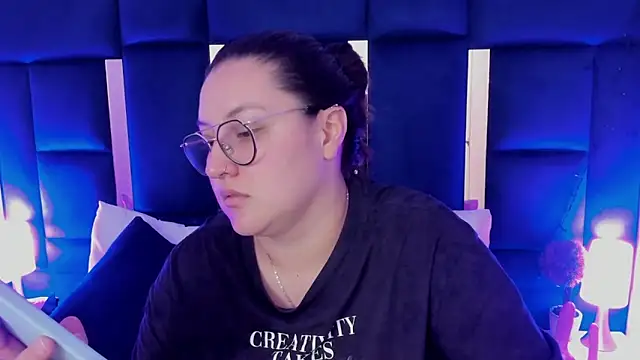 rebecaandpamela online show from January 15, 2:38 am