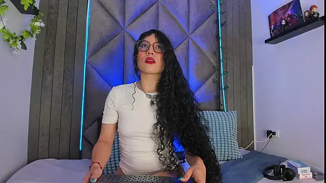 BriaConner  online show from October 17, 2:48 am