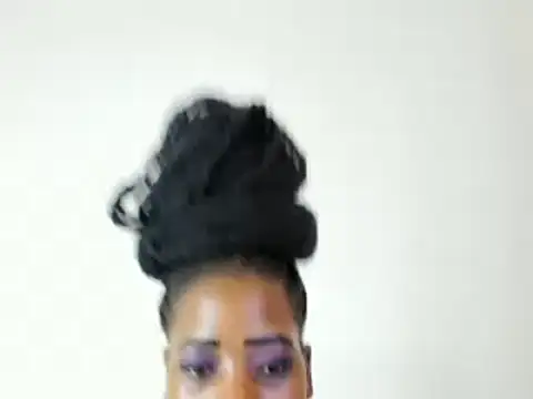 CUPCAKE05 online show from December 17, 8:23 am