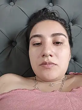 Hellen Alex online show from January 16, 1:37 pm