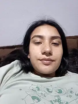 Snapshot of Hellen_Alex chatting on May 13, 2:25 pm Hellen Alex online show from May 13, 2:25 pm