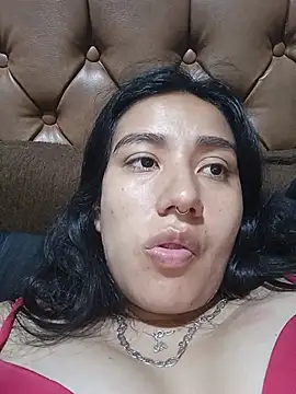 Snapshot of Hellen_Alex chatting on May 25, 2:23 pm Hellen Alex online show from May 25, 2:23 pm