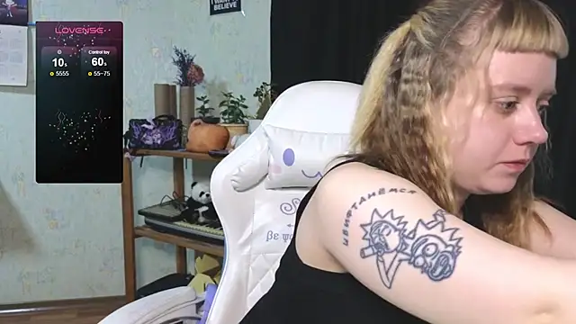 June shy0 online show from November 5, 6:57 am