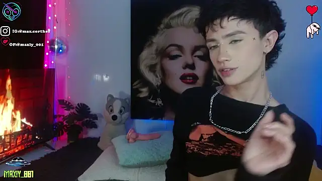 maxiy 001 online show from March 19, 2:37 am