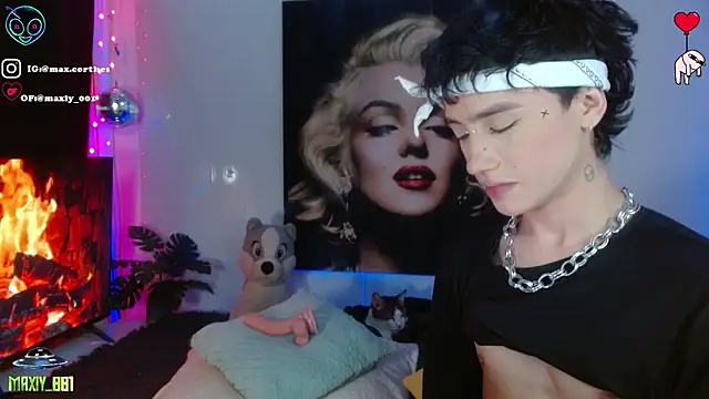 maxiy 001 online show from March 31, 1:29 am