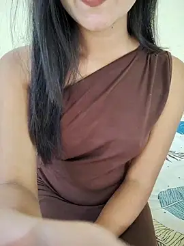 Snapshot of Meenakshi_ chatting on December 20, 3:35 am Meenakshi online show from December 20, 3:35 am