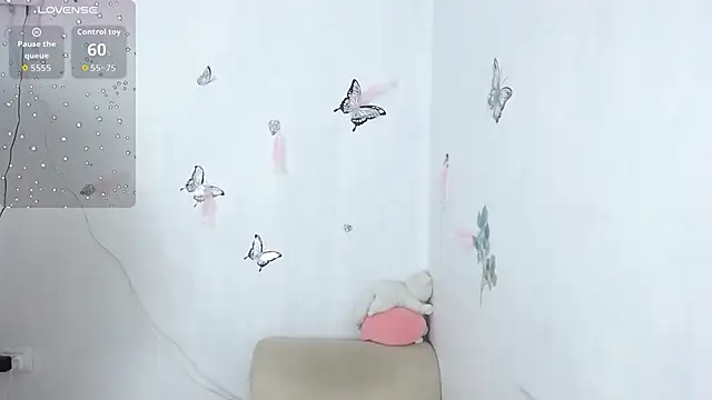 helen kinett online show from December 19, 2:07 am