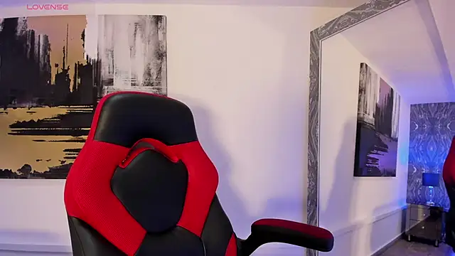 AriRobert  online show from October 27, 3:54 am