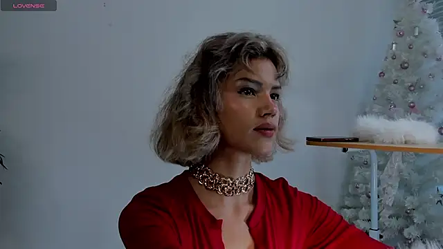 Snapshot of wendymoah chatting on December 26, 9:15 pm wendymoah online show from December 26, 9:15 pm