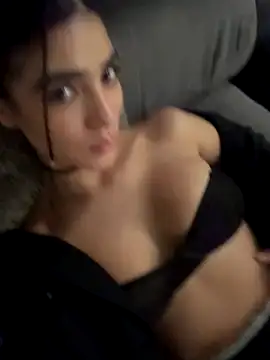 Snapshot of Olivia_Collins1 chatting on November 30, 5:22 am Olivia Collins1 online show from November 30, 5:22 am