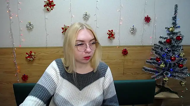 Snapshot of BeatriceFly chatting on December 29, 6:14 am BeatriceFly online show from December 29, 6:14 am