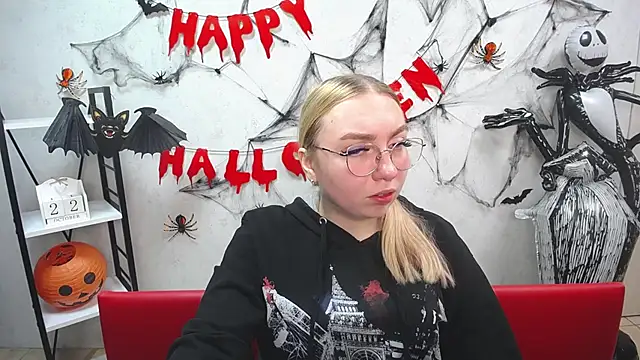 BeatriceFly online show from October 22, 12:27 pm