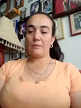 Snapshot of skayhot_ chatting on January 14, 2:00 pm skayhot online show from January 14, 2:00 pm