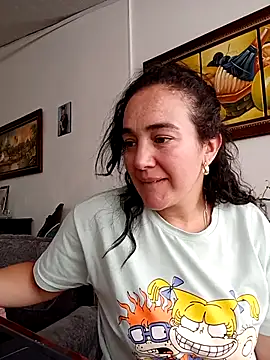 Snapshot of skayhot_ chatting on March 3, 4:46 pm skayhot online show from March 3, 4:46 pm