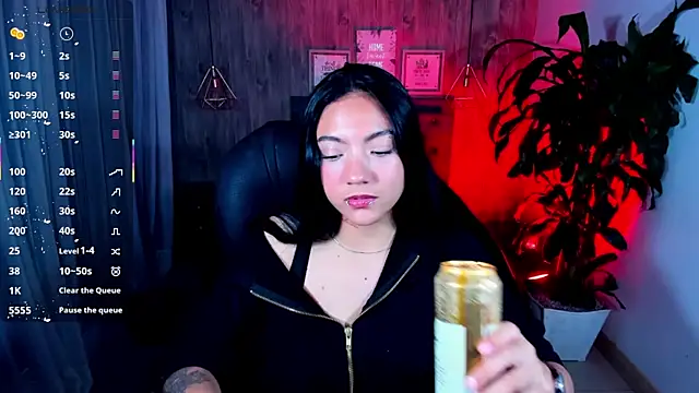 miichael black online show from October 28, 9:06 pm