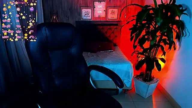 Snapshot of miichael_black chatting on January 17, 10:24 pm miichael black online show from January 17, 10:24 pm