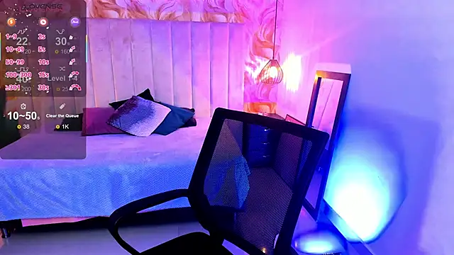 Snapshot of miichael_black chatting on February 28, 12:55 am miichael black online show from February 28, 12:55 am