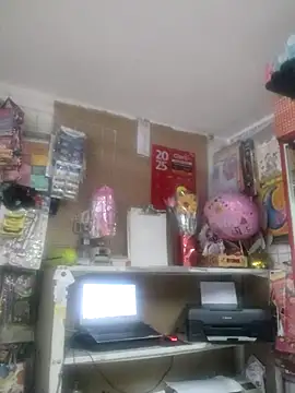 Snapshot of Edged_Hot69 chatting on October 22, 8:30 pm Edged Hot69 online show from October 22, 8:30 pm