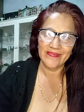 Snapshot of Edged_Hot69 chatting on October 24, 3:25 am Edged Hot69 online show from October 24, 3:25 am