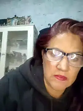 Snapshot of Edged_Hot69 chatting on November 2, 1:30 am Edged Hot69 online show from November 2, 1:30 am