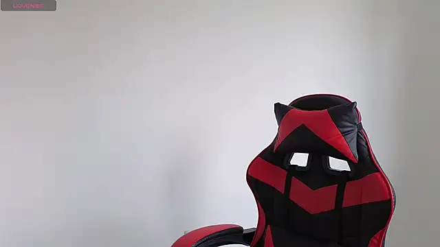 tammyandrade  online show from January 18, 2:12 pm