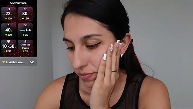 tammyandrade  online show from February 18, 9:09 pm