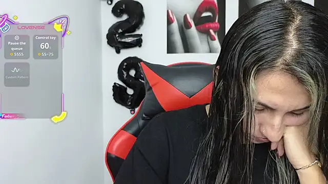 tammyandrade  online show from January 7, 9:28 pm