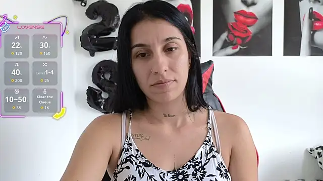 tammyandrade  online show from January 14, 9:20 pm