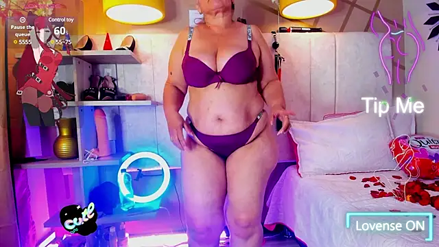 girl amada online show from February 14, 8:52 am