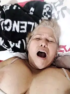 girl amada online show from November 8, 2:45 am