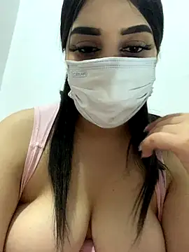 Snapshot of Miss-Soka chatting on November 24, 12:43 am Miss-Soka online show from November 24, 12:43 am