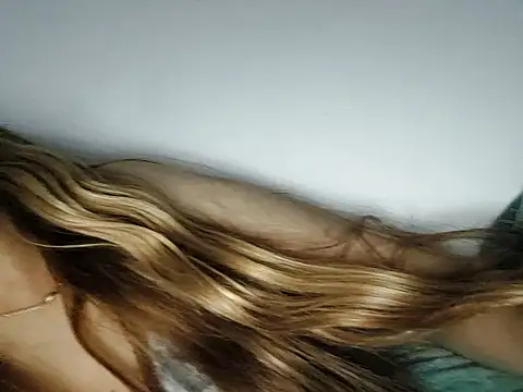 Snapshot of 7alawa-44 chatting on November 10, 1:37 am 7alawa-44 online show from November 10, 1:37 am