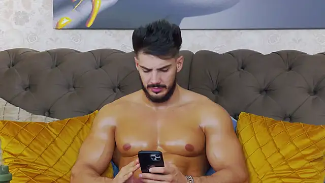 Snapshot of DustinKeent chatting on December 2, 8:55 pm DustinKeent online show from December 2, 8:55 pm