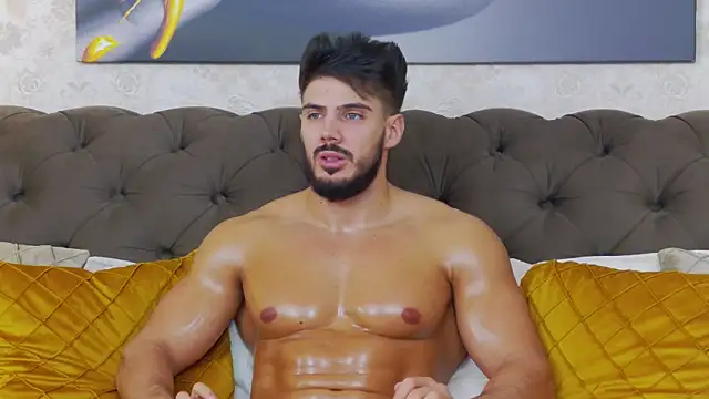 Snapshot of DustinKeent chatting on December 6, 9:46 pm DustinKeent online show from December 6, 9:46 pm