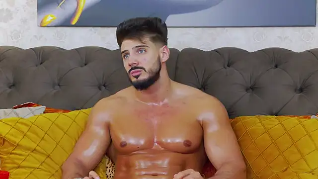 Snapshot of DustinKeent chatting on February 5, 10:01 pm DustinKeent online show from February 5, 10:01 pm