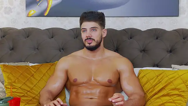 Snapshot of DustinKeent chatting on February 10, 11:25 am DustinKeent online show from February 10, 11:25 am