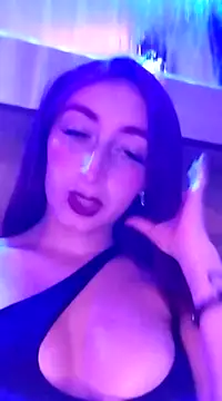 valeriikiss online show from March 18, 1:10 am