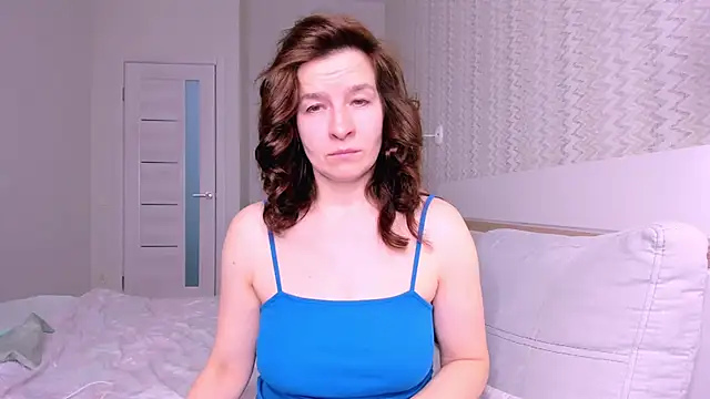 Snapshot of Clear_Angel chatting on February 13, 4:19 am Clear Angel online show from February 13, 4:19 am