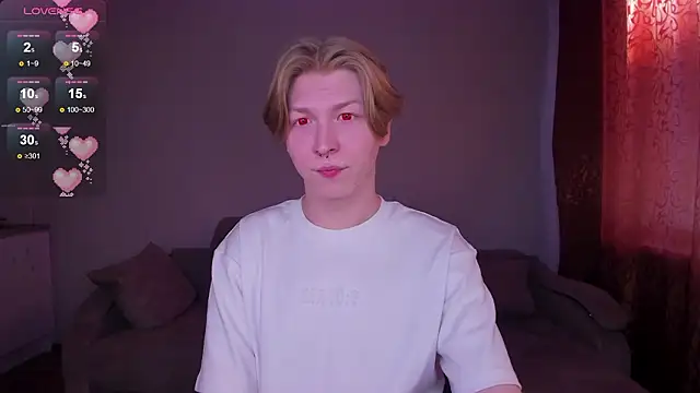 Snapshot of TheMikeSever chatting on February 21, 6:47 am TheMikeSever online show from February 21, 6:47 am