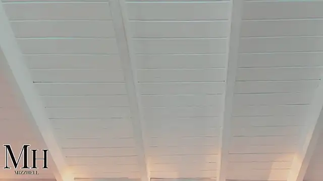 Snapshot of MizzHell chatting on March 31, 3:52 am MizzHell online show from March 31, 3:52 am