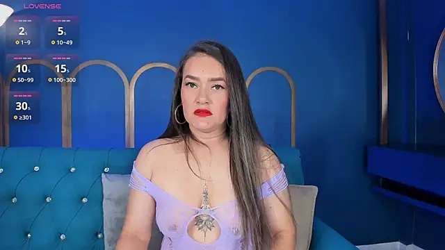 Snapshot of celestelewis chatting on November 2, 7:38 pm celestelewis online show from November 2, 7:38 pm