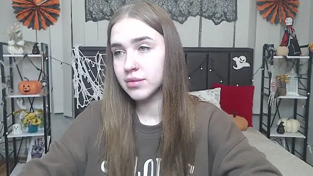 LauraHlot online show from October 20, 7:03 pm