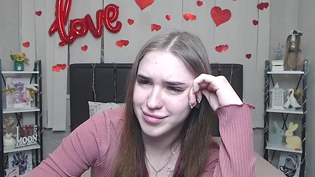 LauraHlot online show from March 8, 2:04 am