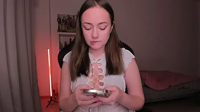 WalkingGirl online show from February 2, 6:42 pm