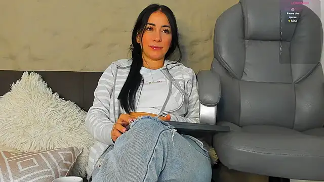 Sofia  rivera online show from December 31, 11:31 am