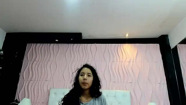 SofiSinfull online show from February 11, 1:09 pm